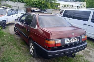 Седан Volkswagen Passat 1989 в Киеве