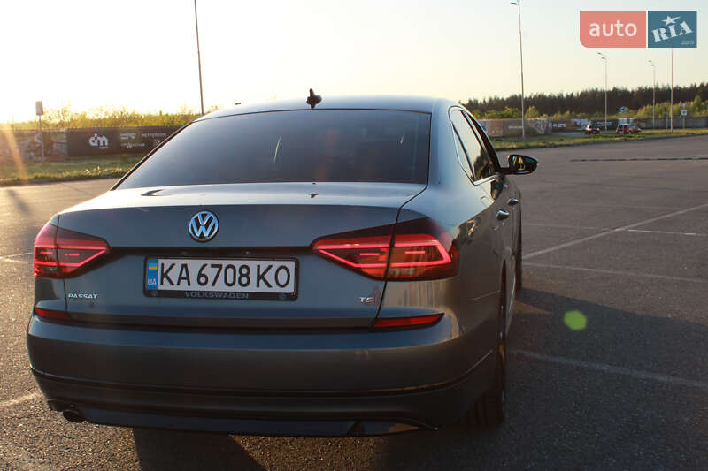 Седан Volkswagen Passat 2017 в Киеве