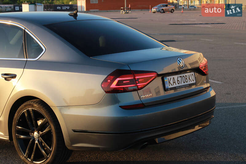 Седан Volkswagen Passat 2017 в Киеве