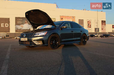 Седан Volkswagen Passat 2017 в 