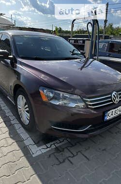 Седан Volkswagen Passat 2013 в Киеве