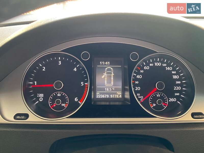 Универсал Volkswagen Passat 2013 в Любешове