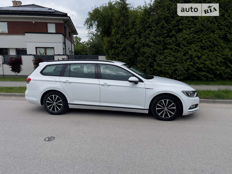 Универсал Volkswagen Passat 2017 в Кременчуге