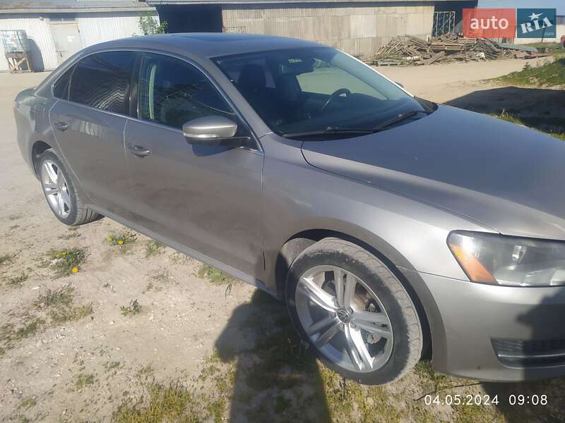 Седан Volkswagen Passat 2013 в Лановцах
