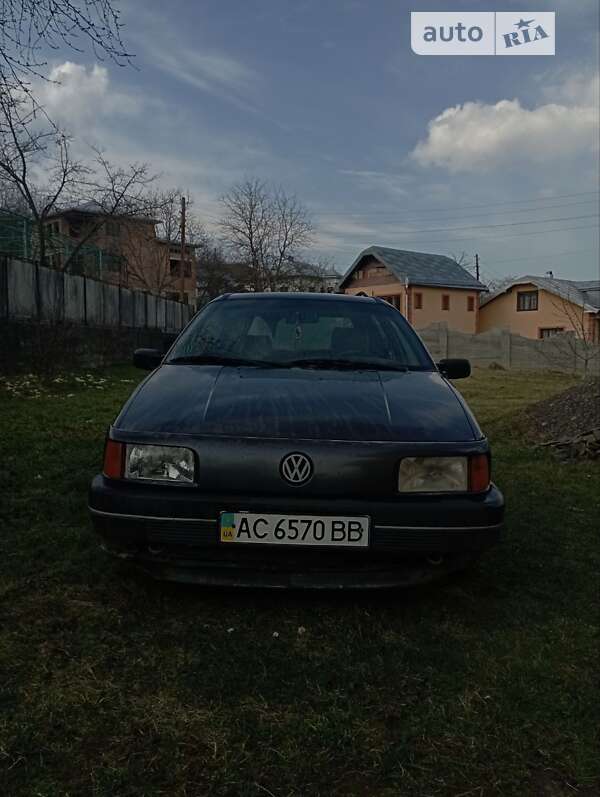 Универсал Volkswagen Passat 1989 в Ивано-Франковске