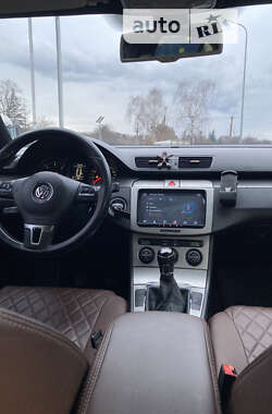 Седан Volkswagen Passat 2006 в Христиновке