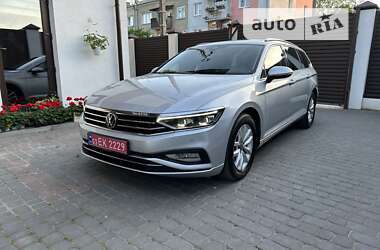 Volkswagen Passat 2020