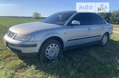 Седан Volkswagen Passat 1997 в Заречном