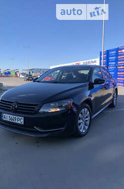 Volkswagen Passat 2011