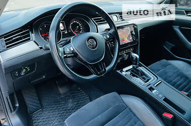 Седан Volkswagen Passat 2018 в Мукачево