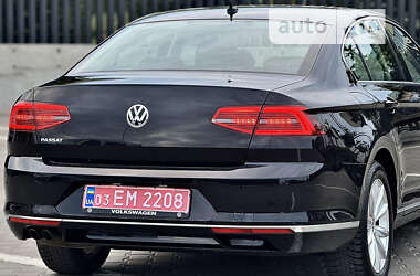 Седан Volkswagen Passat 2018 в Луцьку
