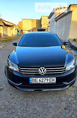 Седан Volkswagen Passat 2013 в Миколаєві