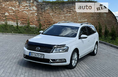 Универсал Volkswagen Passat 2011 в Тернополе