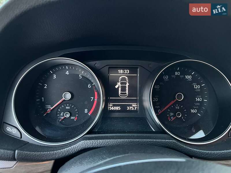 Седан Volkswagen Passat 2018 в Киеве