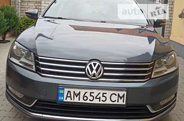 Универсал Volkswagen Passat 2012 в Житомире