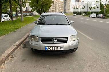 Універсал Volkswagen Passat 2001 в Києві