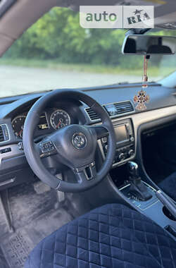 Седан Volkswagen Passat 2012 в Запорожье