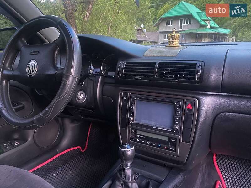 Седан Volkswagen Passat 2000 в Межгорье