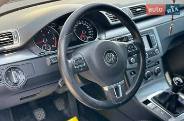 Седан Volkswagen Passat 2013 в 