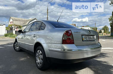 Седан Volkswagen Passat 2005 в Виннице