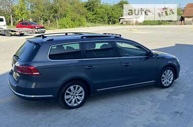 Volkswagen Passat 2011