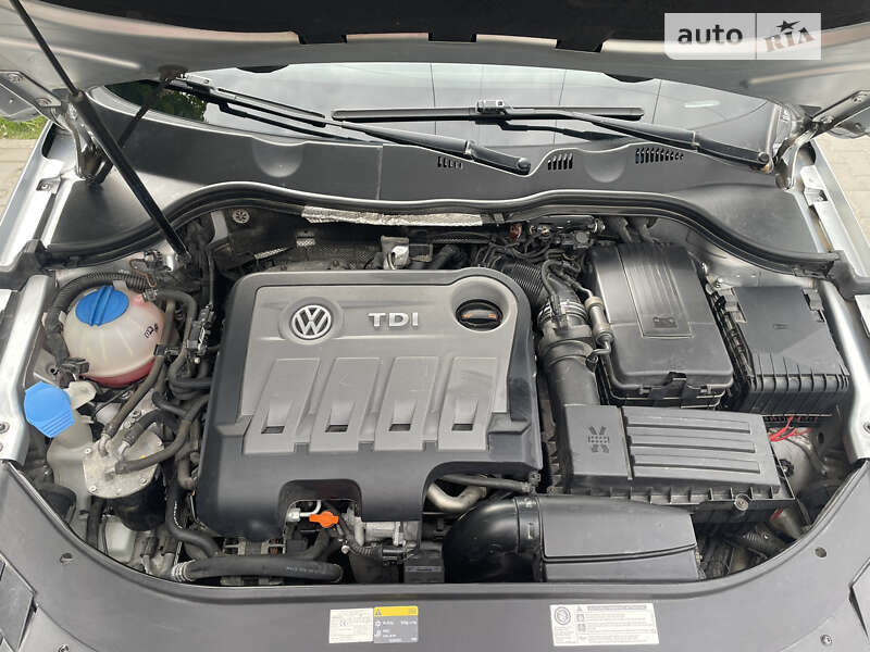 Универсал Volkswagen Passat 2012 в Виннице