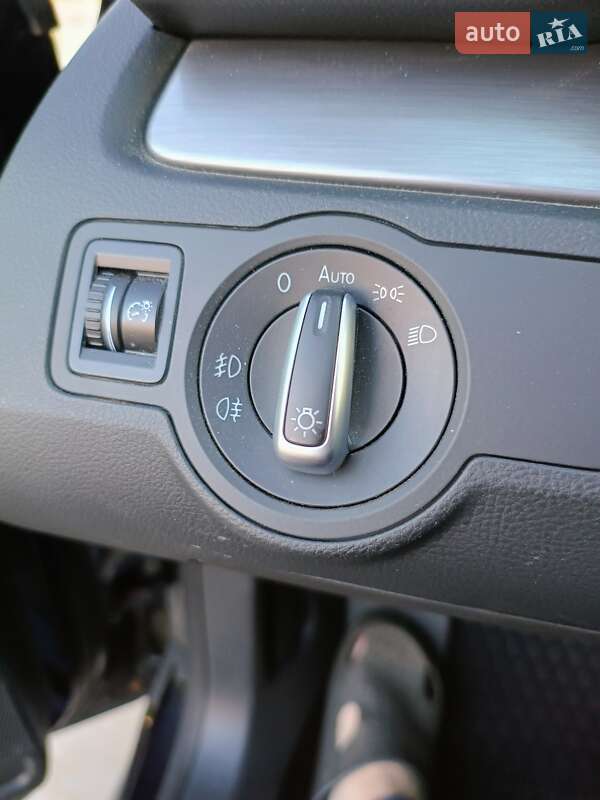 Универсал Volkswagen Passat 2012 в Львове