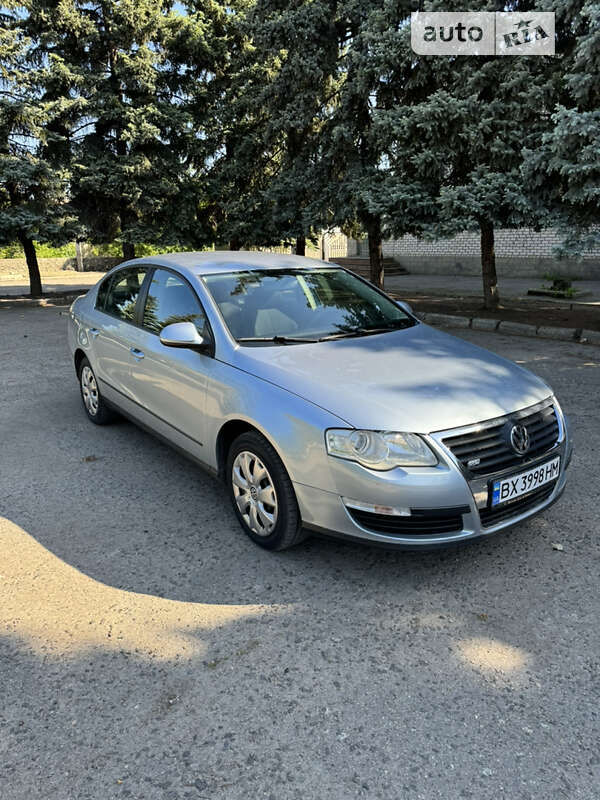 Седан Volkswagen Passat 2005 в Вознесенську