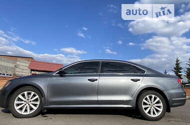 Седан Volkswagen Passat 2012 в Виннице