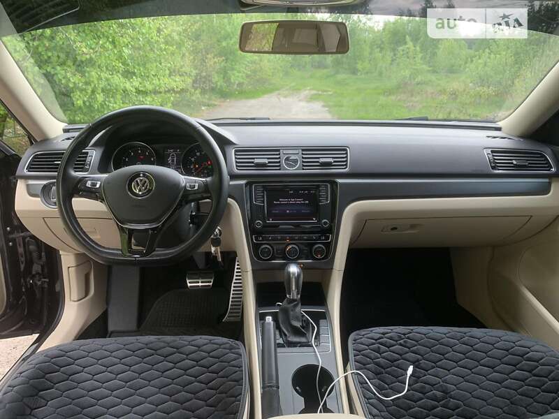 Седан Volkswagen Passat 2017 в Измаиле