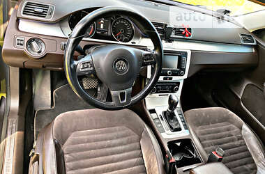 Универсал Volkswagen Passat 2011 в Березному