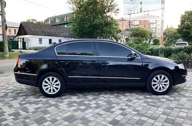 Седан Volkswagen Passat 2008 в Николаеве