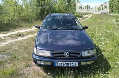 Универсал Volkswagen Passat 1995 в Шостке