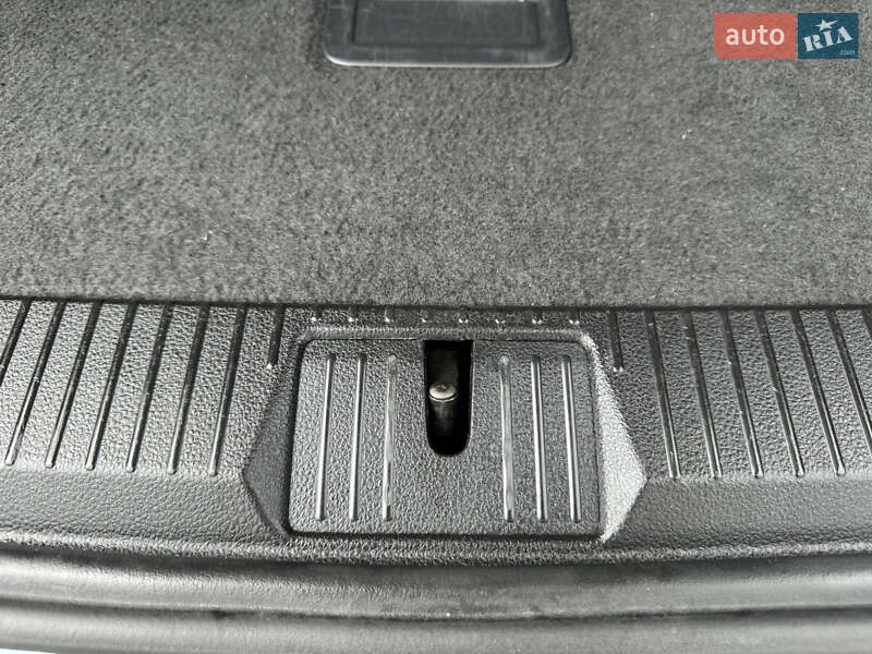 Универсал Volkswagen Passat 2016 в Львове