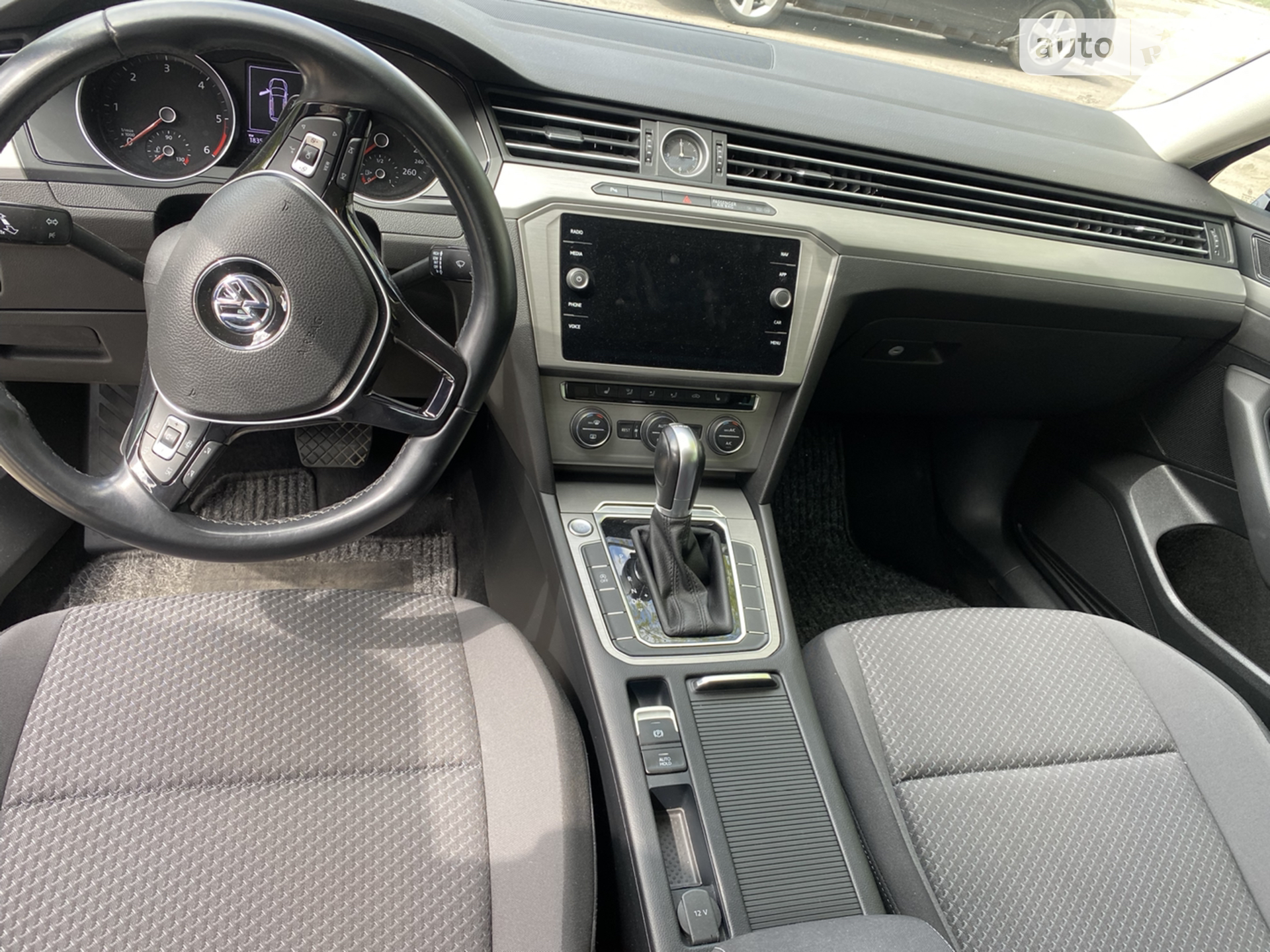 2019 Volkswagen Passat - мініатюра 13