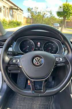 Седан Volkswagen Passat 2016 в Умани