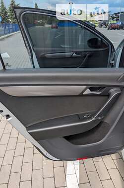 Универсал Volkswagen Passat 2014 в Прилуках