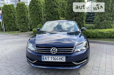 Седан Volkswagen Passat 2013 в Івано-Франківську