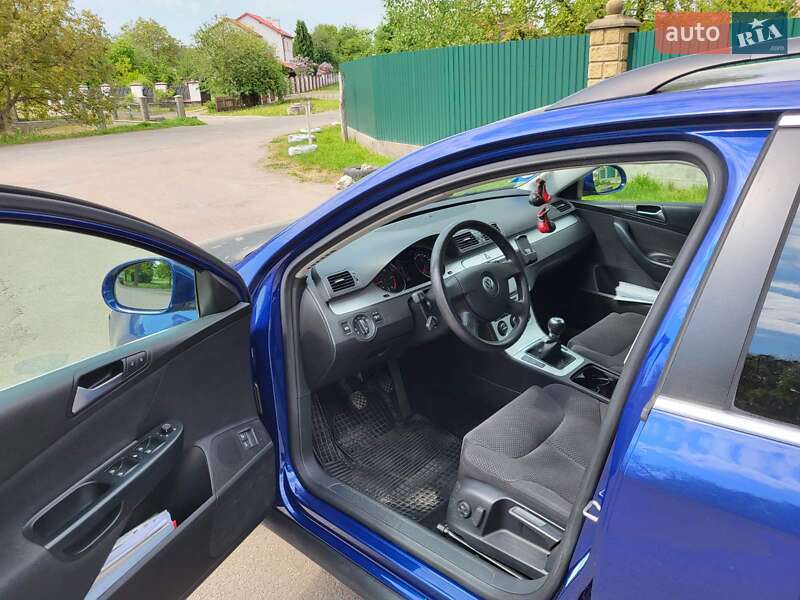 Универсал Volkswagen Passat 2008 в Львове фото 10 Универсал Volkswagen Passat 2008 в Львове