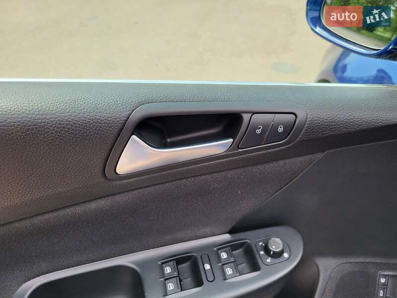 Универсал Volkswagen Passat 2008 в Львове фото 31 Универсал Volkswagen Passat 2008 в Львове