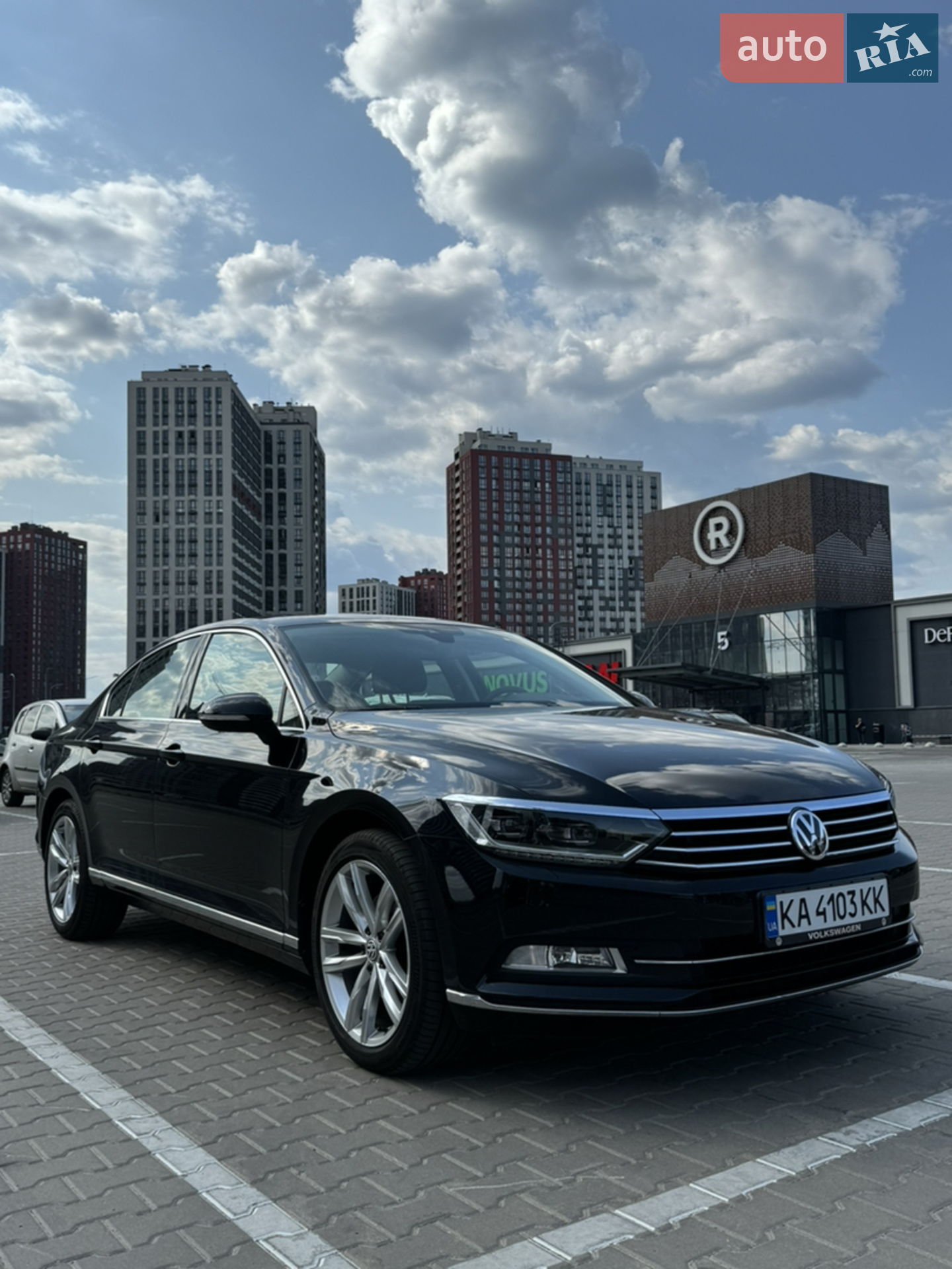 2018 Volkswagen Passat - фото 1