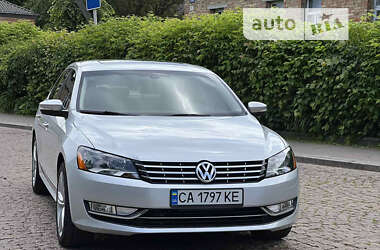 Седан Volkswagen Passat 2014 в Корсуне-Шевченковском