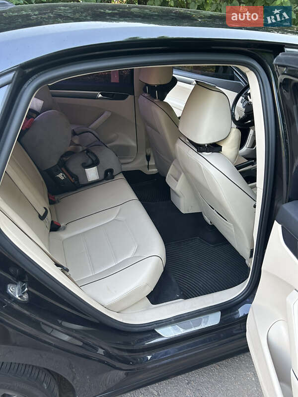 Седан Volkswagen Passat 2017 в Ірпені