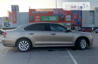 Седан Volkswagen Passat 2015 в Харькове