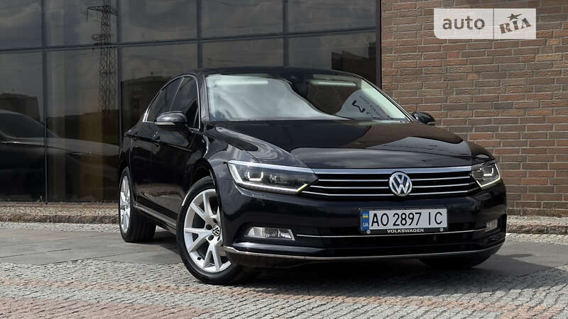 Седан Volkswagen Passat 2017 в Мукачевому