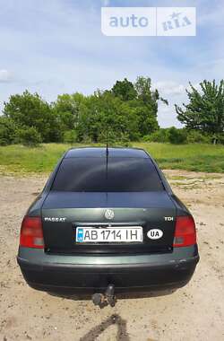 Седан Volkswagen Passat 1997 в Мурованых Куриловцах