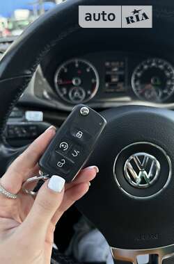 Седан Volkswagen Passat 2014 в Одессе