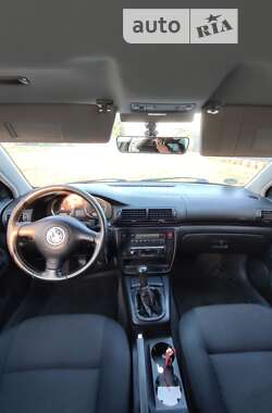 Универсал Volkswagen Passat 2000 в Любомле