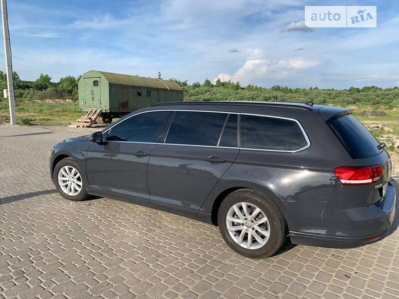 Універсал Volkswagen Passat 2015 в Львові