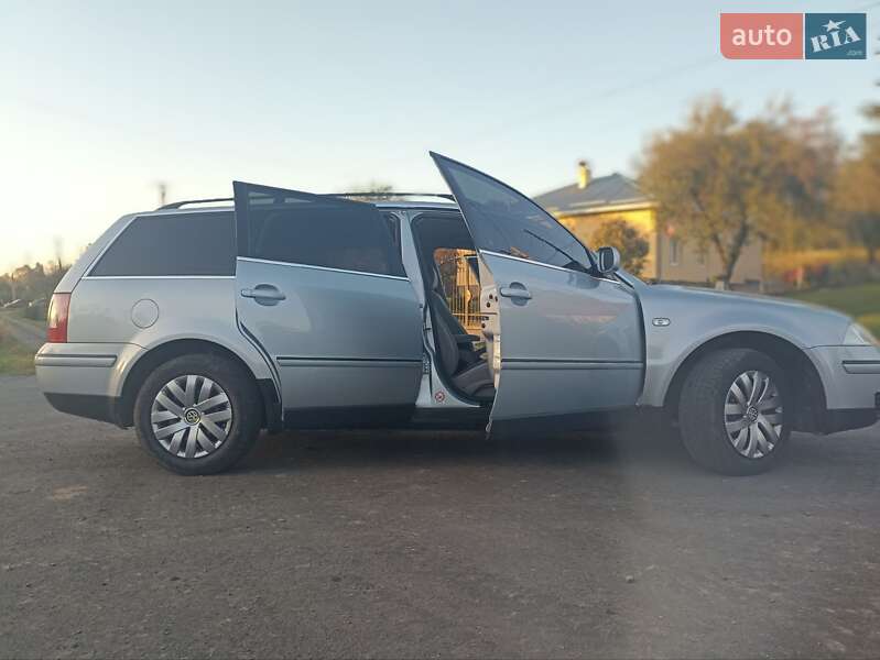 Универсал Volkswagen Passat 2003 в Львове